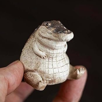 ワニ 置物 インテリア おもちゃ Amazon.co.jp: ワニの置物 かわいい インテリア雑貨 店舗装飾 鰐